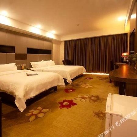 Beijing Ruyi Business Hotel Екстериор снимка