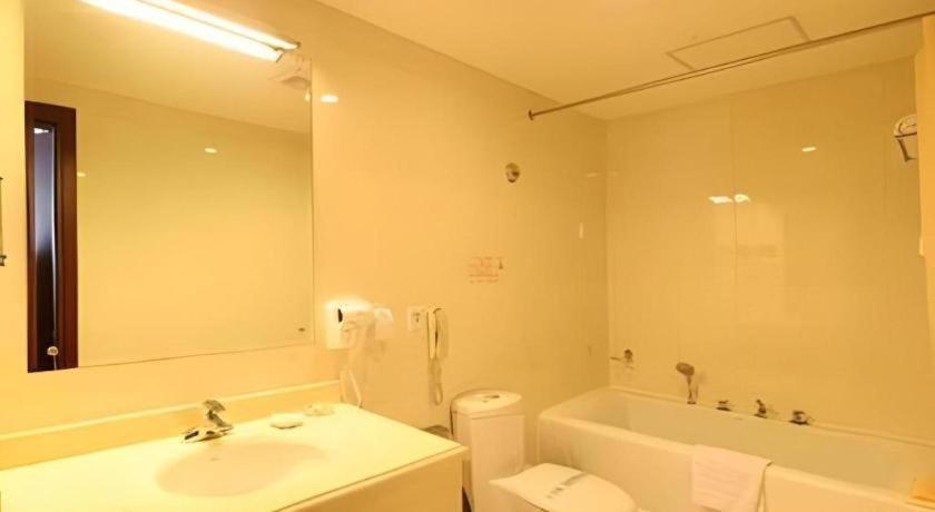 Beijing Ruyi Business Hotel Екстериор снимка