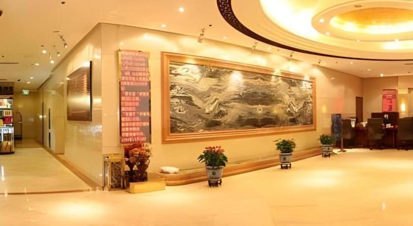 Beijing Ruyi Business Hotel Екстериор снимка